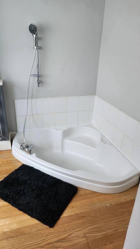 Cosy 4 Bed Home Едмонтон Екстер'єр фото